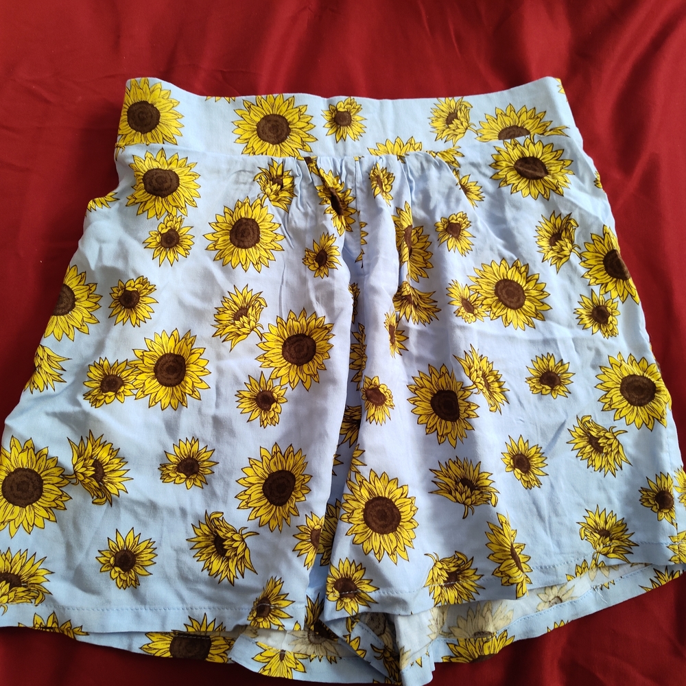 Sunflower Print Women's Shorts